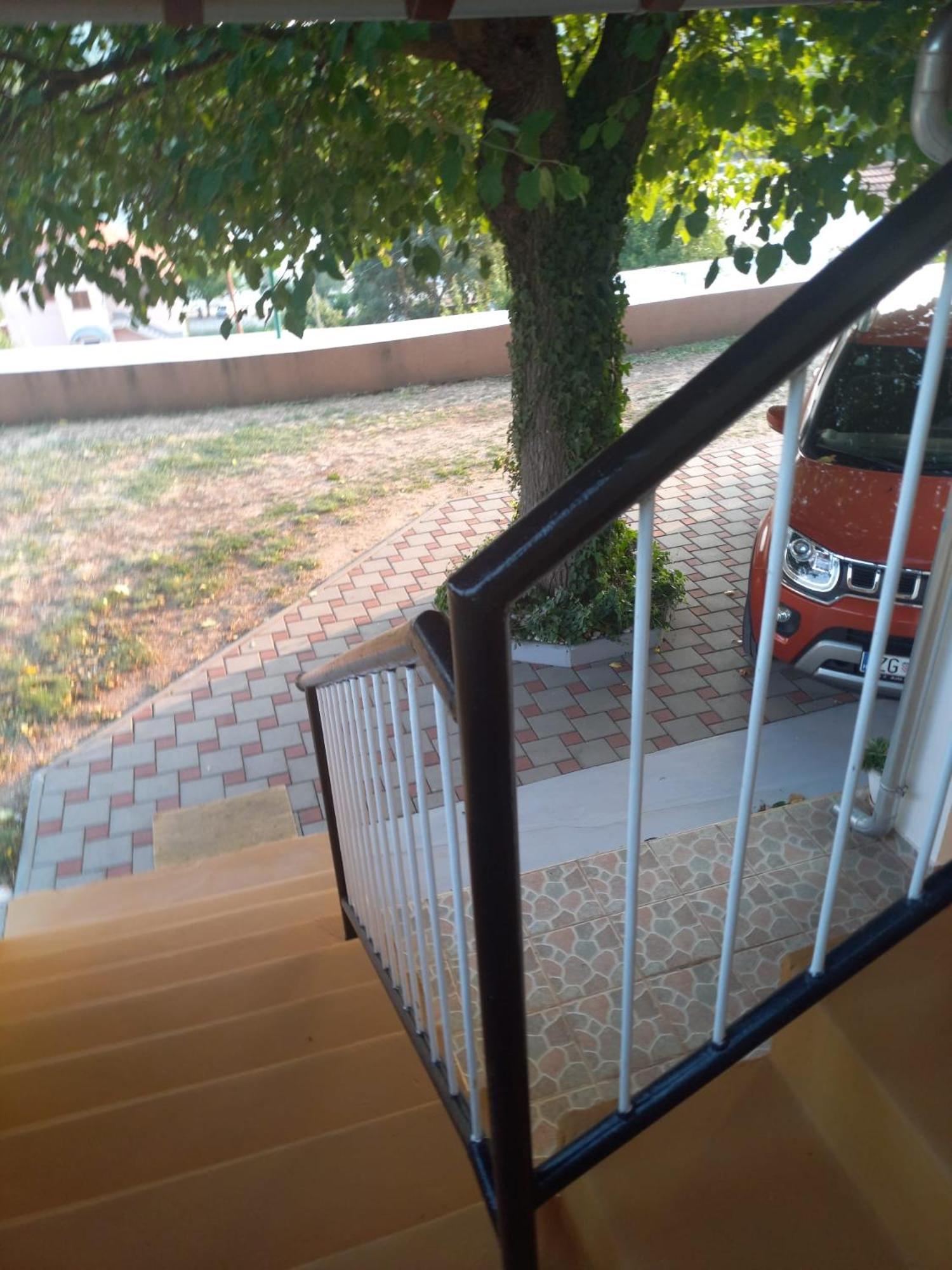Apartmani Corleone Bilice Exteriör bild